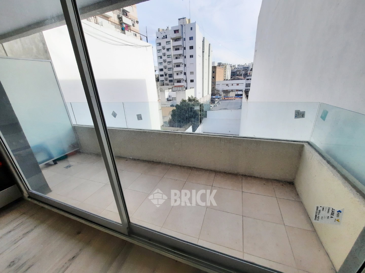 COLOMBRES al 0 Piso 4 6