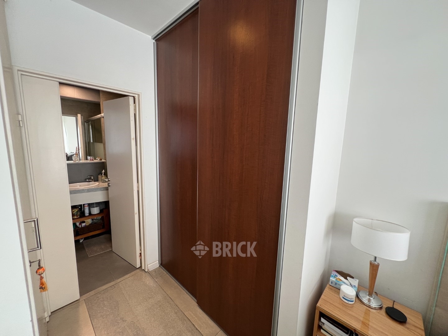 ALVAREZ, DONATO, T. GRAL. al 200 Piso 4 17