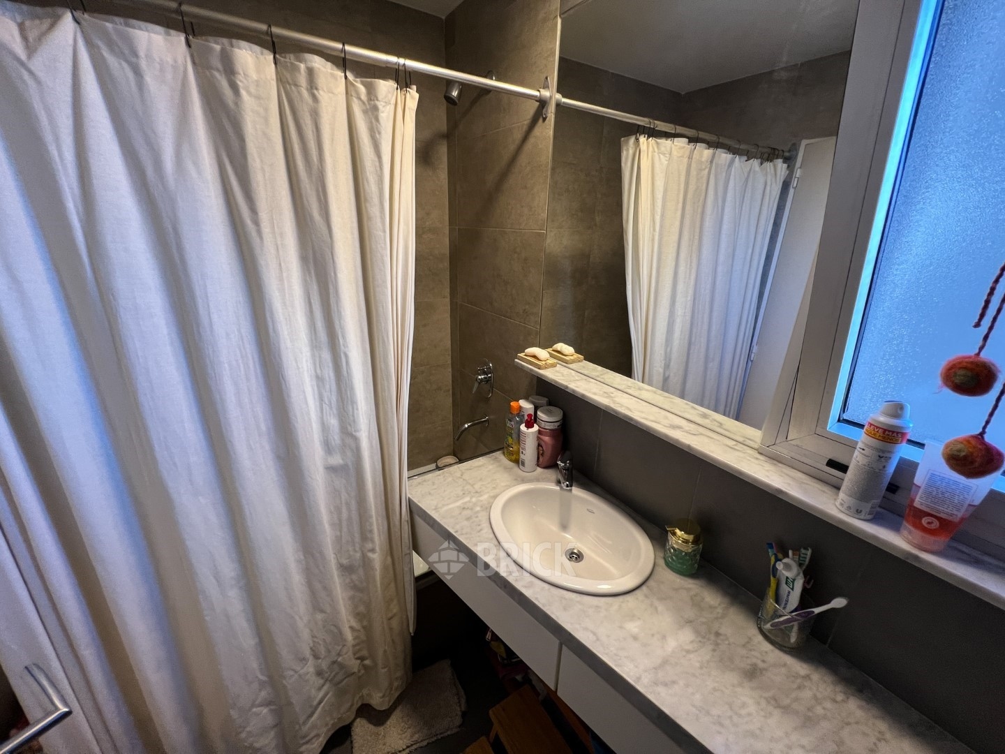 ALVAREZ, DONATO, T. GRAL. al 200 Piso 4 22