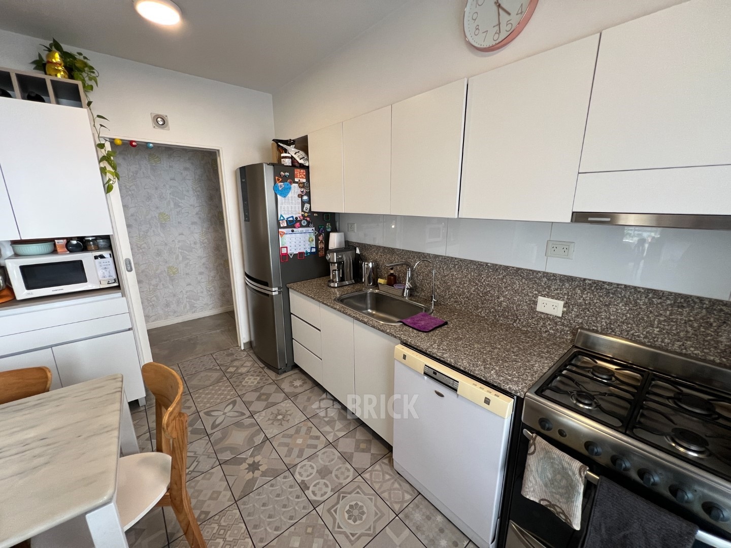 ALVAREZ, DONATO, T. GRAL. al 200 Piso 4 25