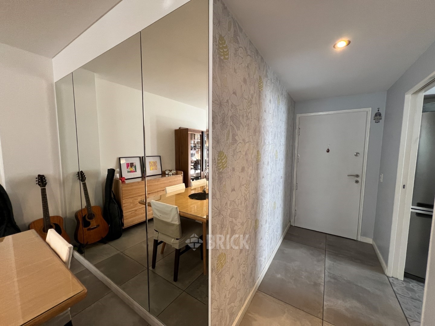 ALVAREZ, DONATO, T. GRAL. al 200 Piso 4 7