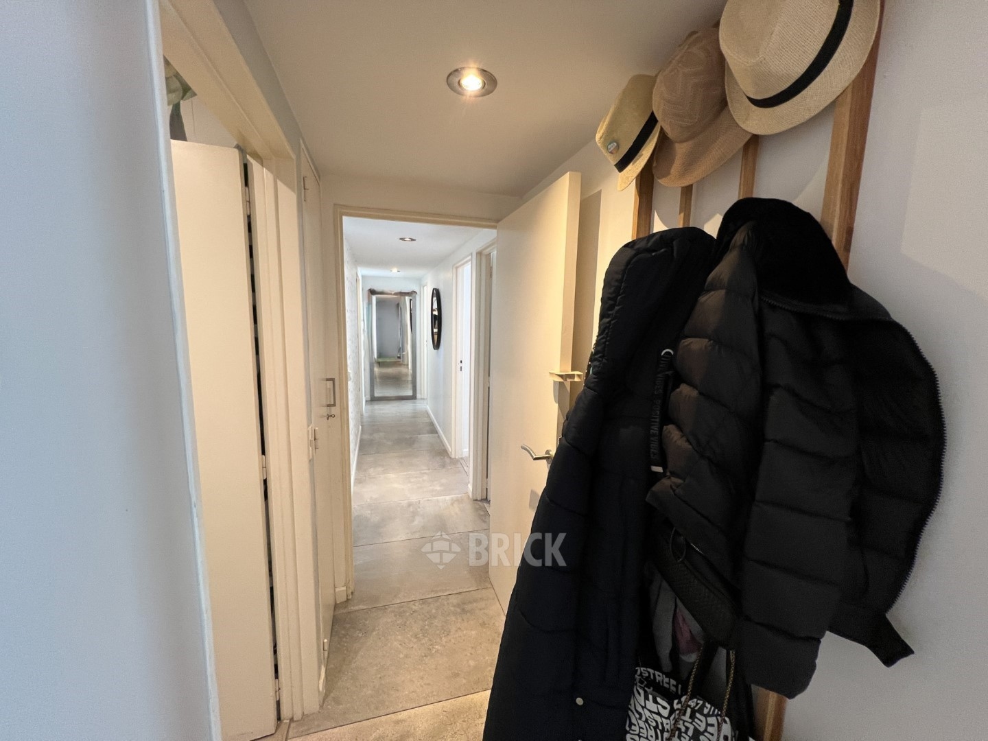 ALVAREZ, DONATO, T. GRAL. al 200 Piso 4 8