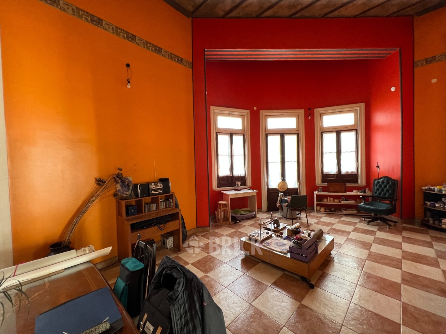 ALBERDI, JUAN B., AV. al 3200 Piso 1 1