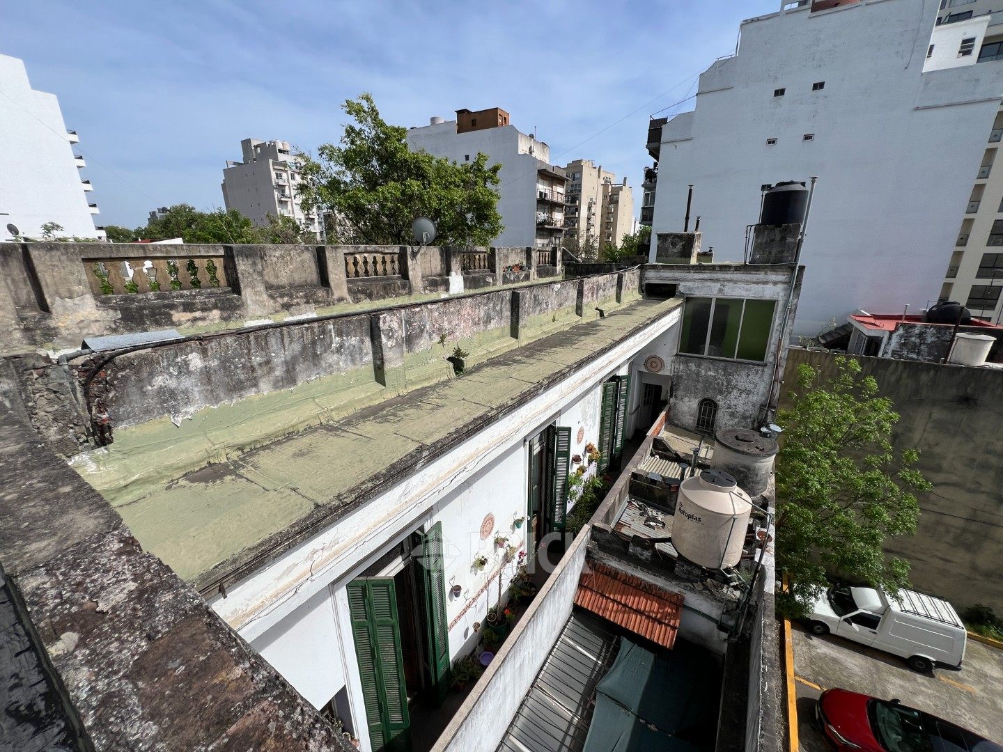 ALBERDI, JUAN B., AV. al 3200 Piso 1 28