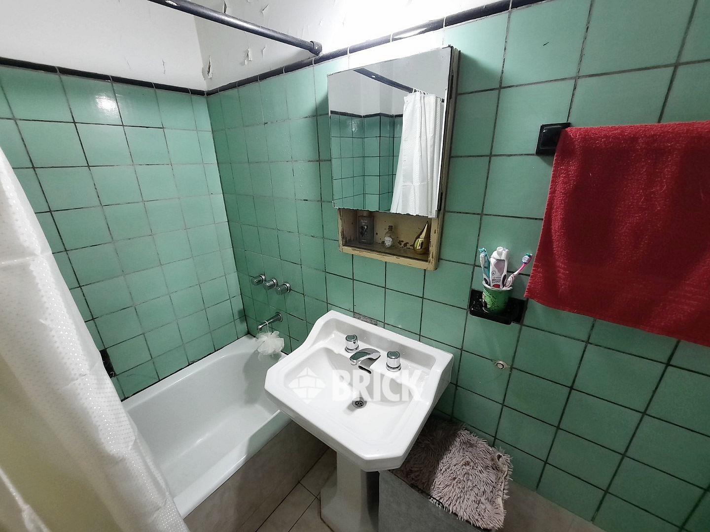 CORDOBA, AV. al 300 Piso 6 13