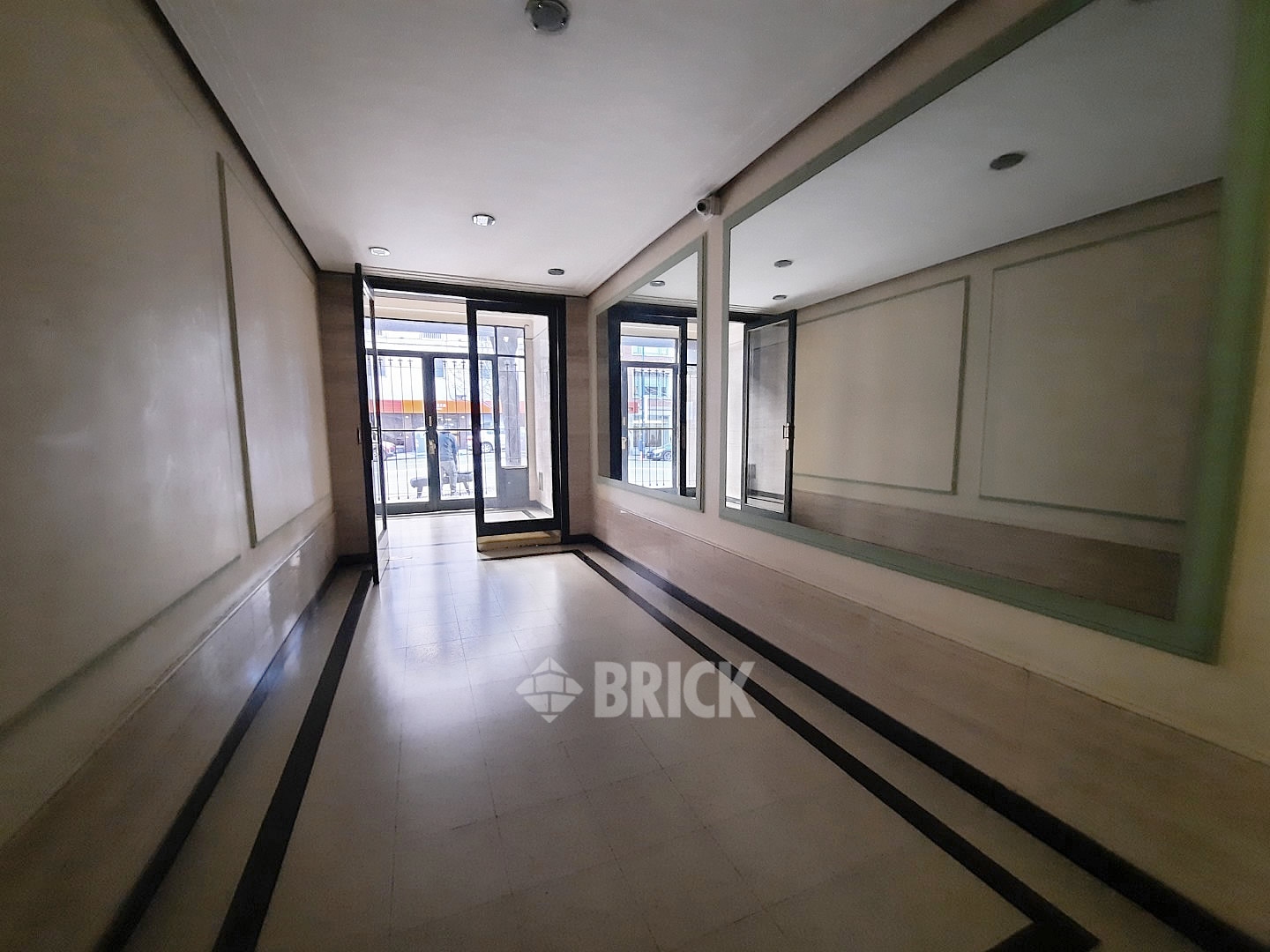 CORDOBA, AV. al 300 Piso 6 24