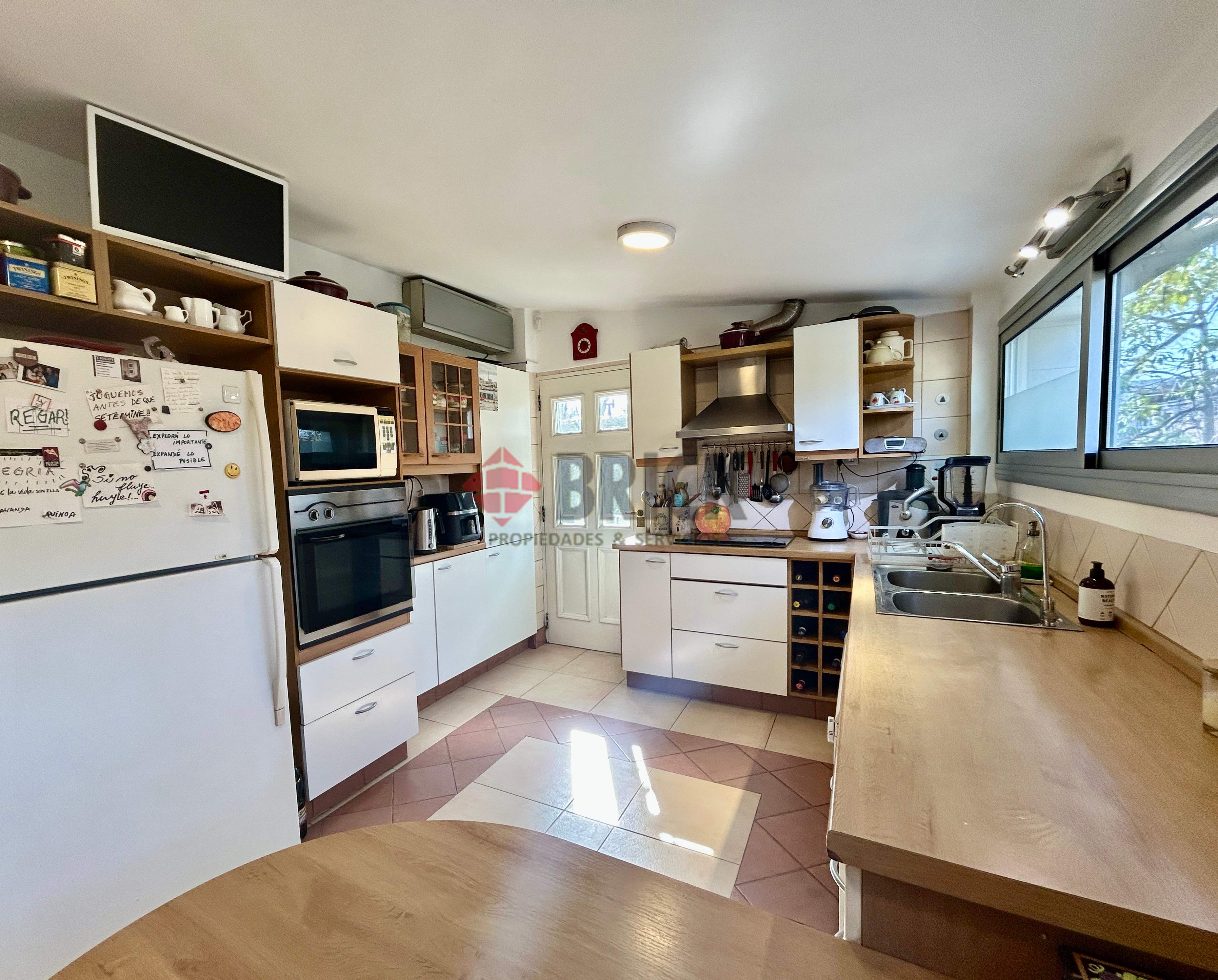 JACINTO DIAZ al 2800 10