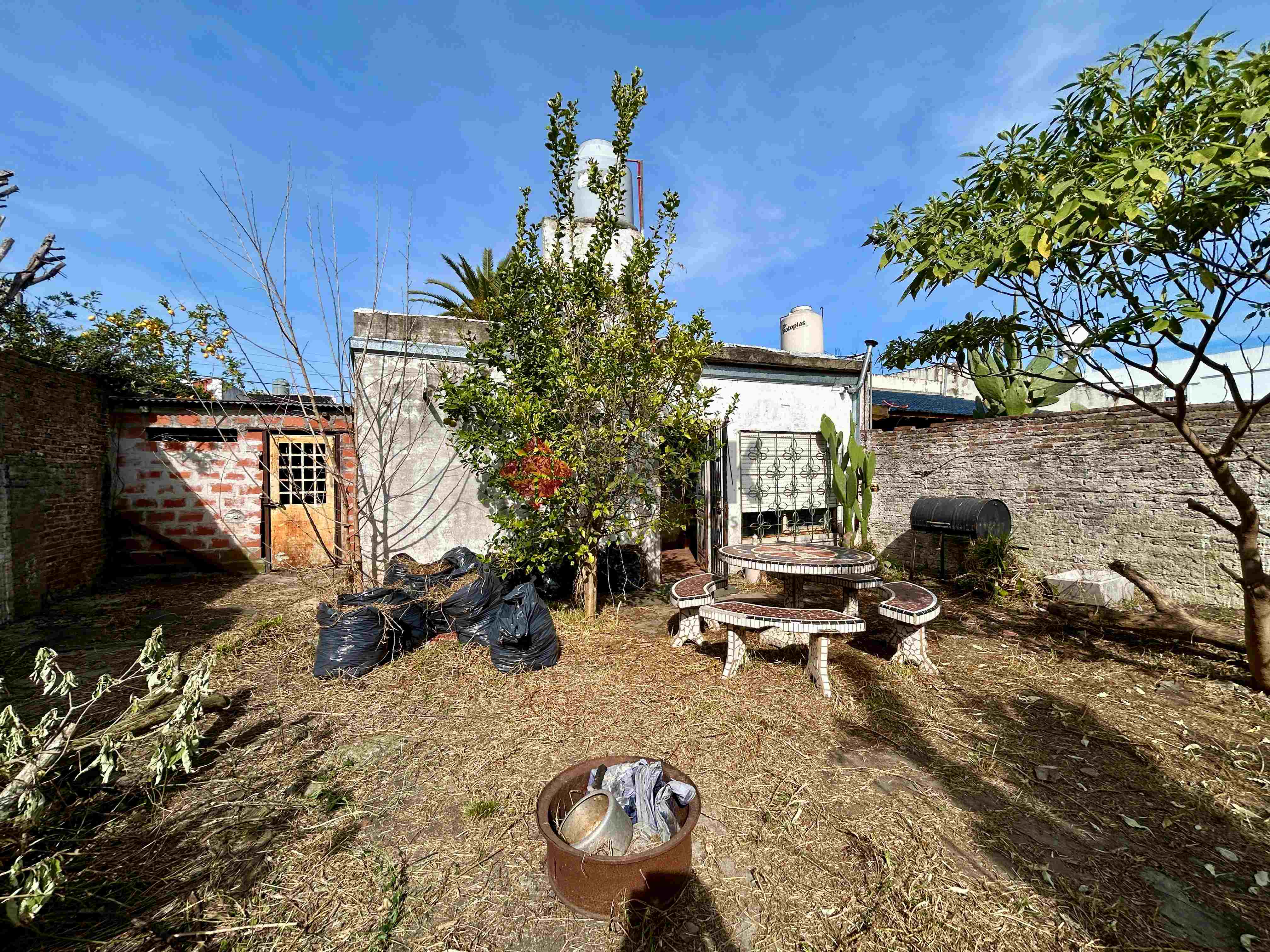 GRANADEROS al 3100 3