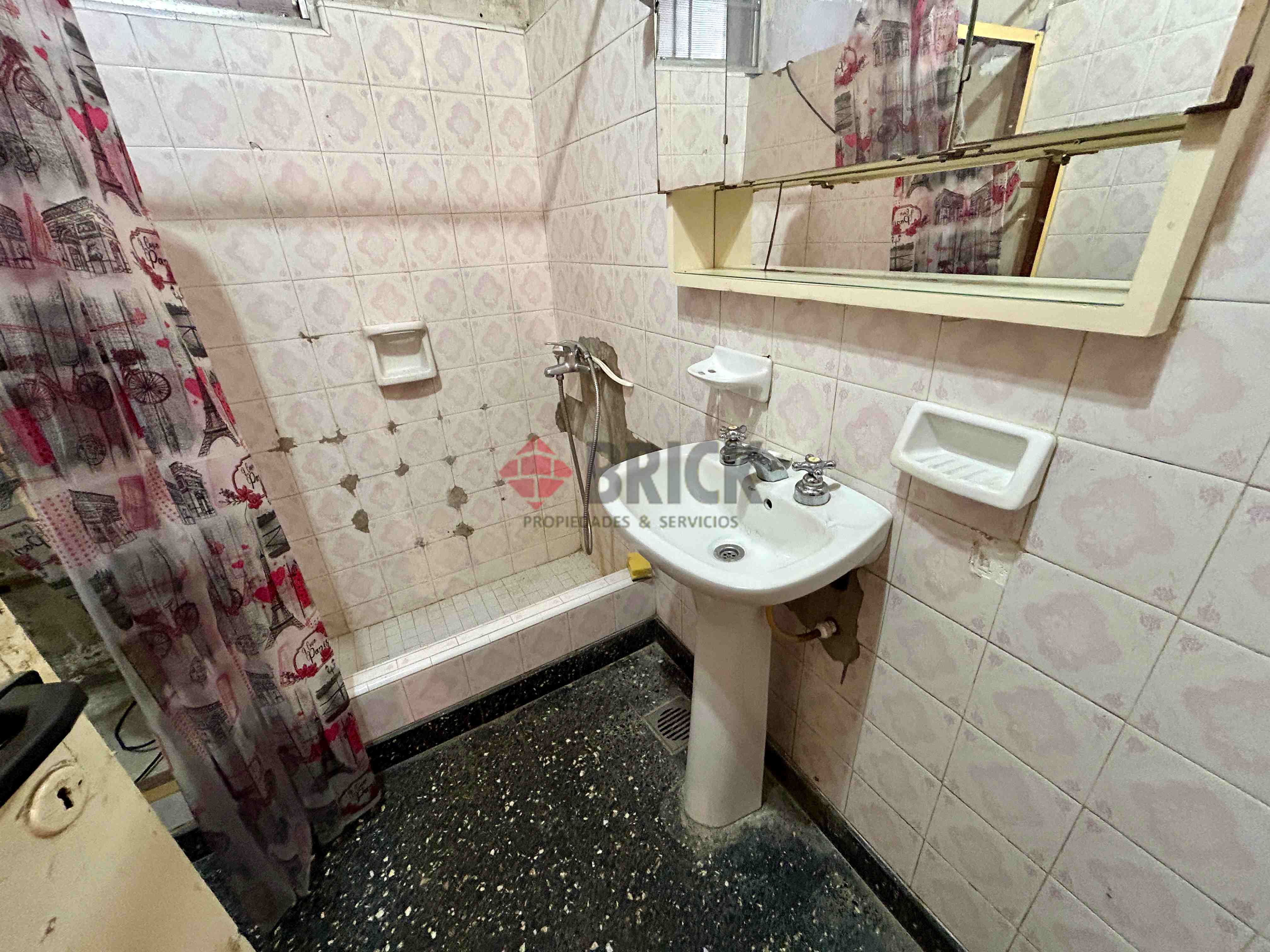 GRANADEROS al 3100 7