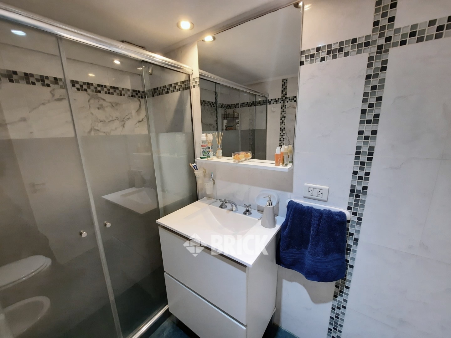 SANTA FE, AV. al 4900 Piso 6 20