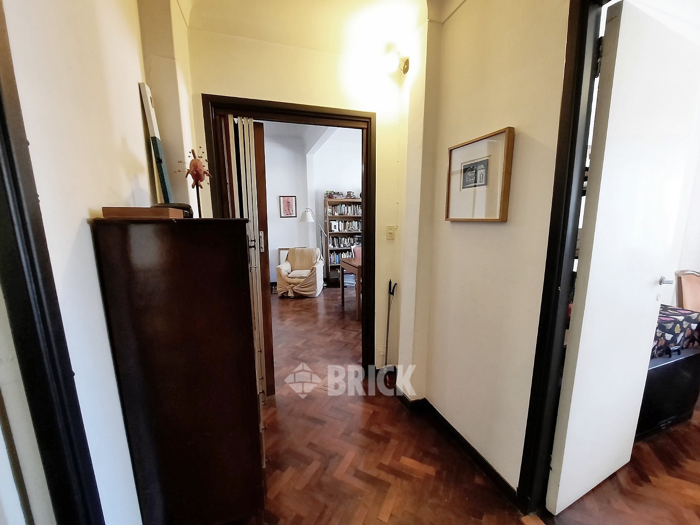 THAMES al 400 Piso 2 10