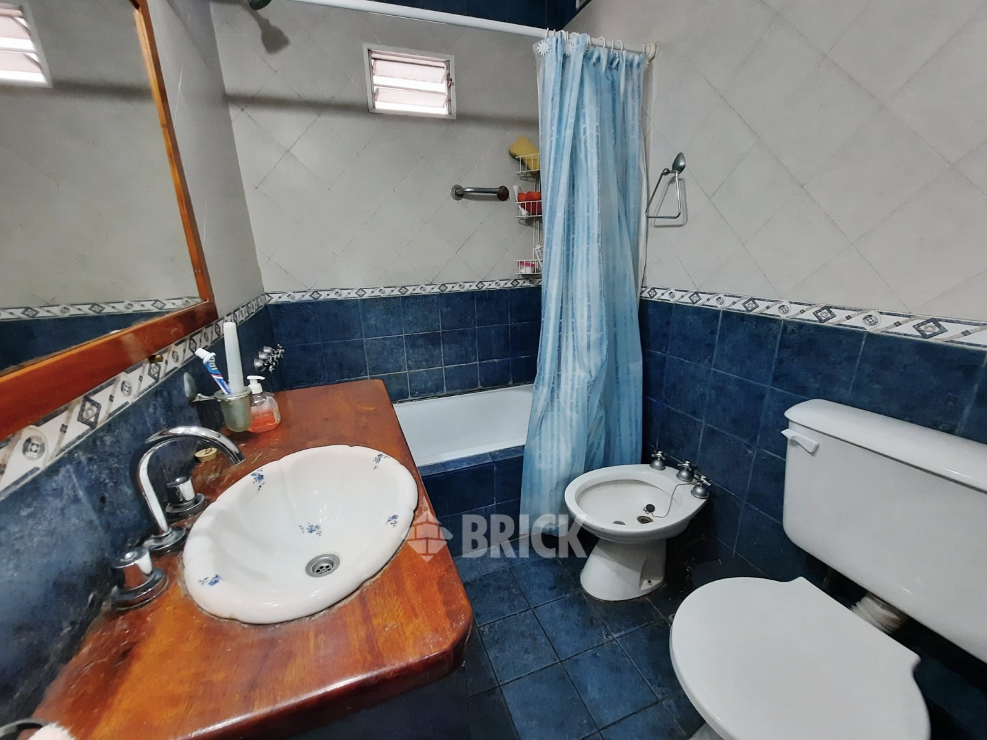 IRIGOYEN, GOBERNADOR al 400 Piso PB 16