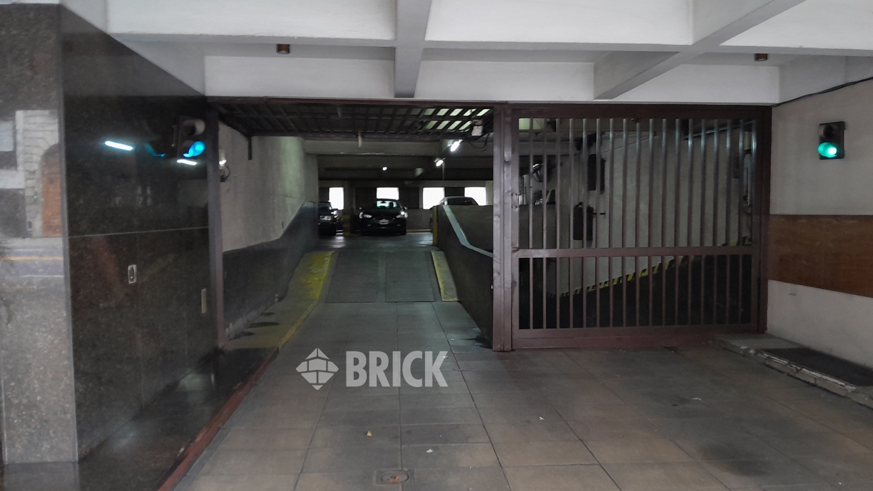 LAS HERAS, AV. al 2400 Piso 1 Nº 97 2