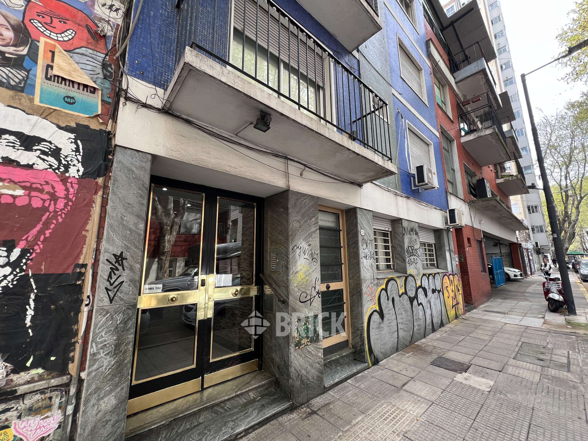 THAMES al 2100 Piso 5 13