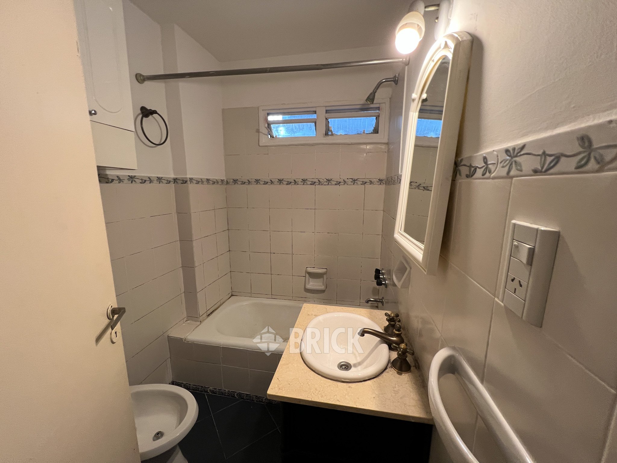 SINCLAIR al 3000 Piso 6 9