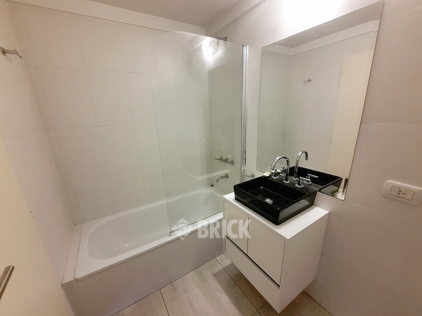 LOYOLA al 500 Piso 3 20