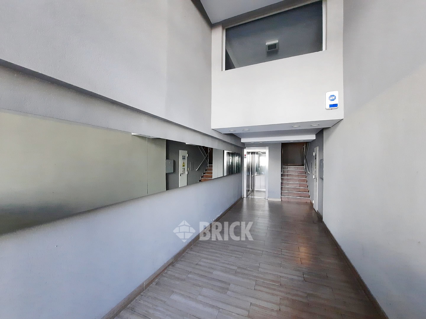 LOYOLA al 500 Piso 3 22