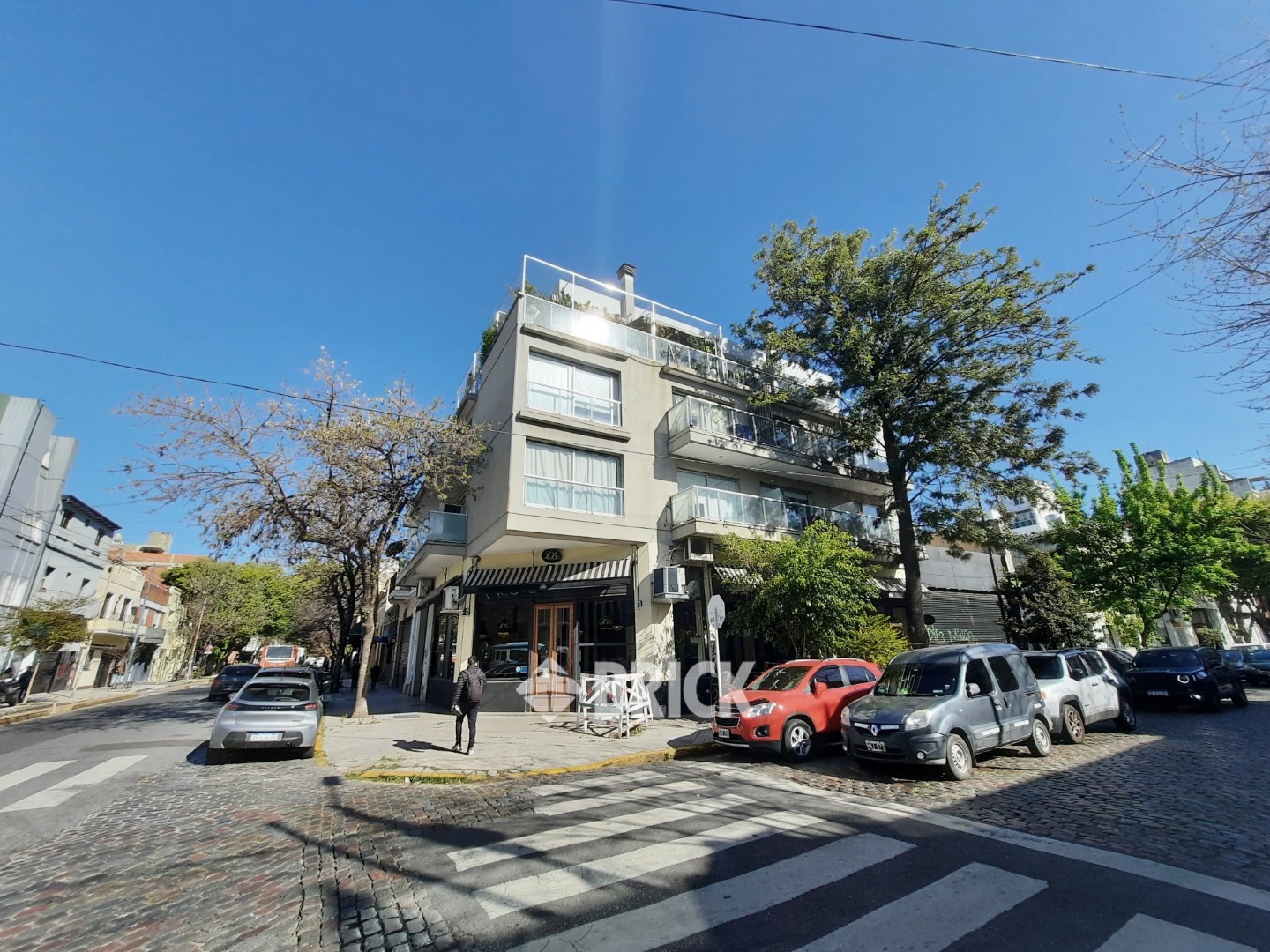 LOYOLA al 500 Piso 3 26