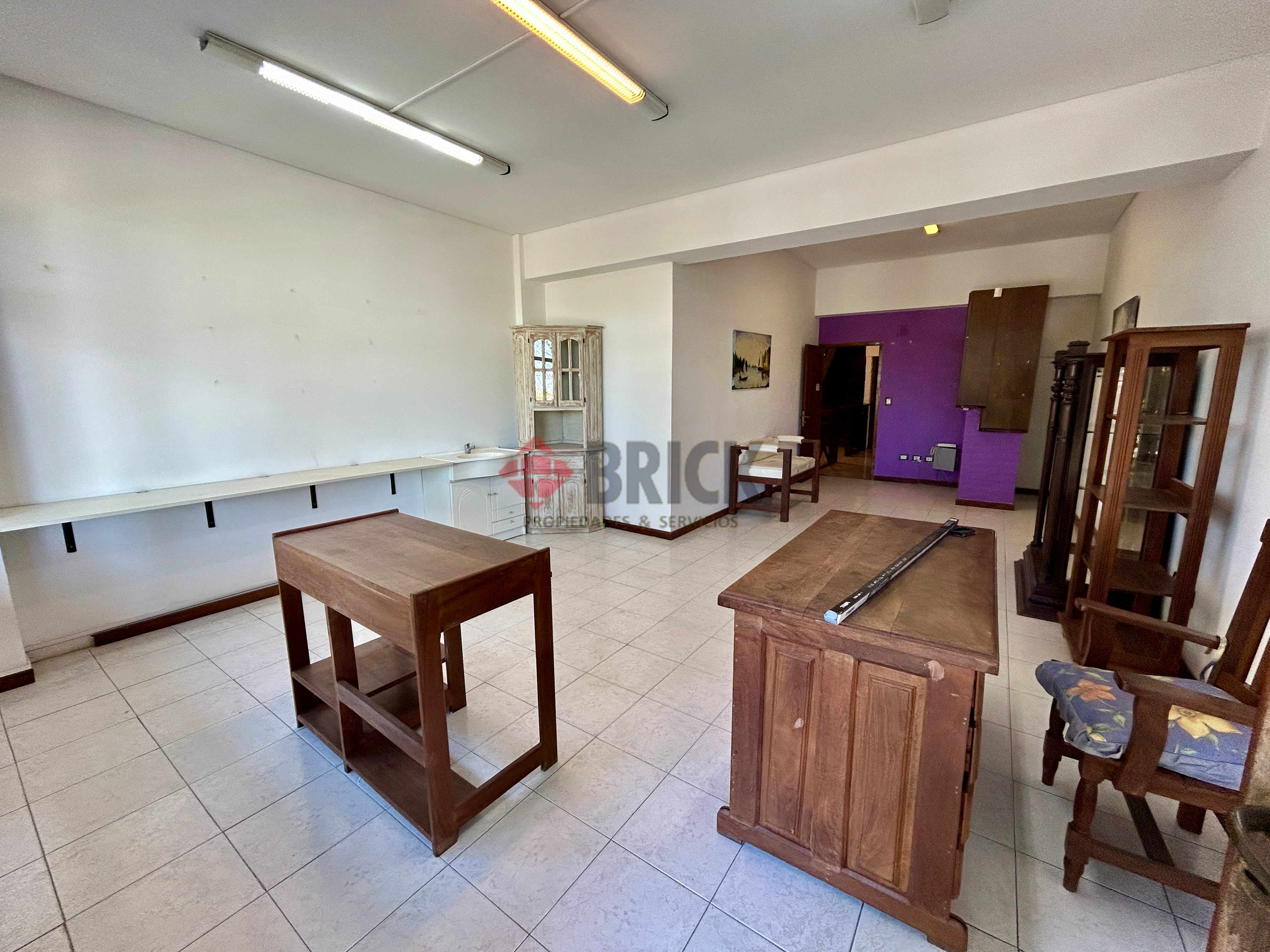 GARCIA, LUIS al 1700 Piso 1 5