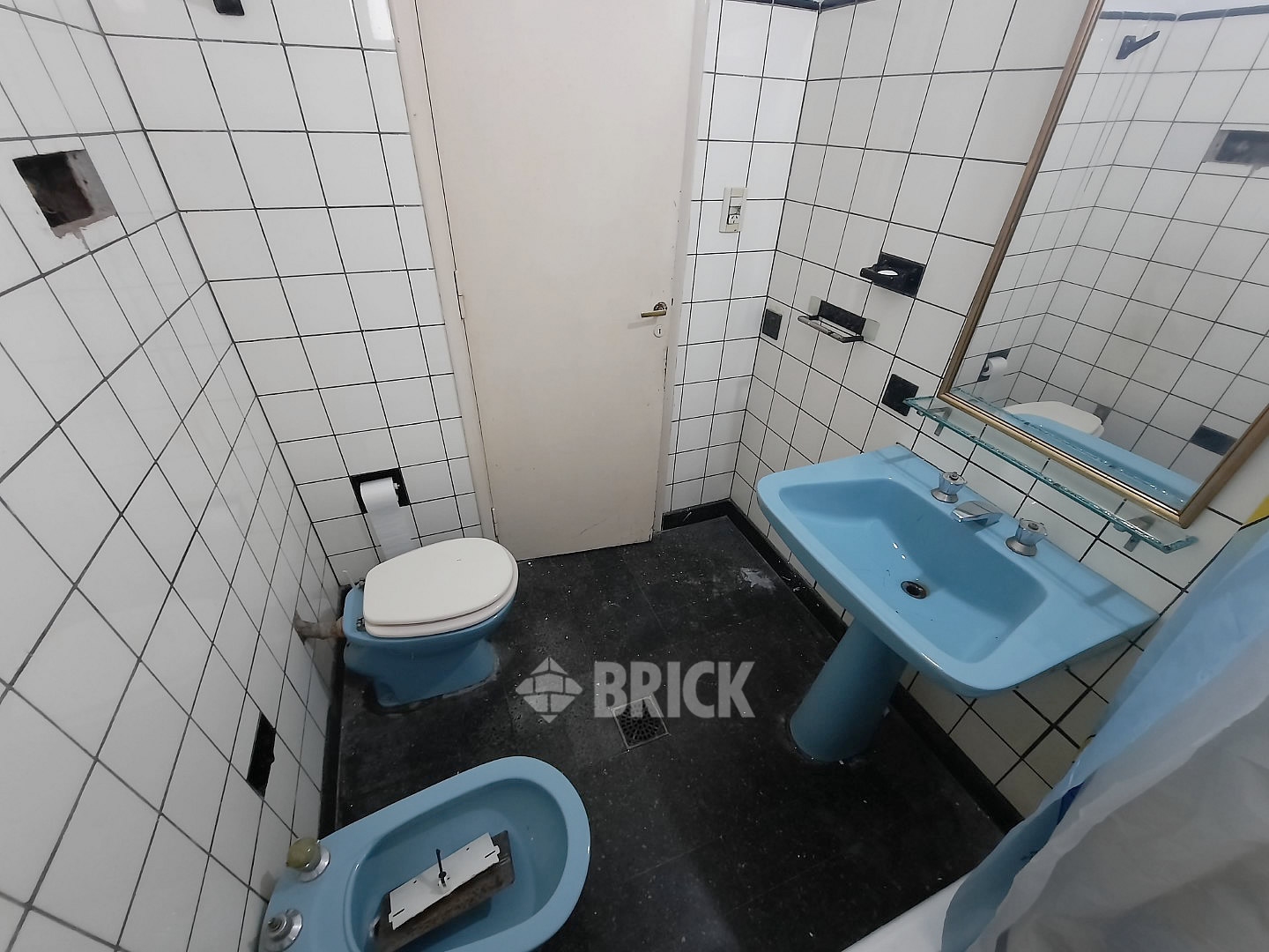 ZAPIOLA, AV. al 800 11