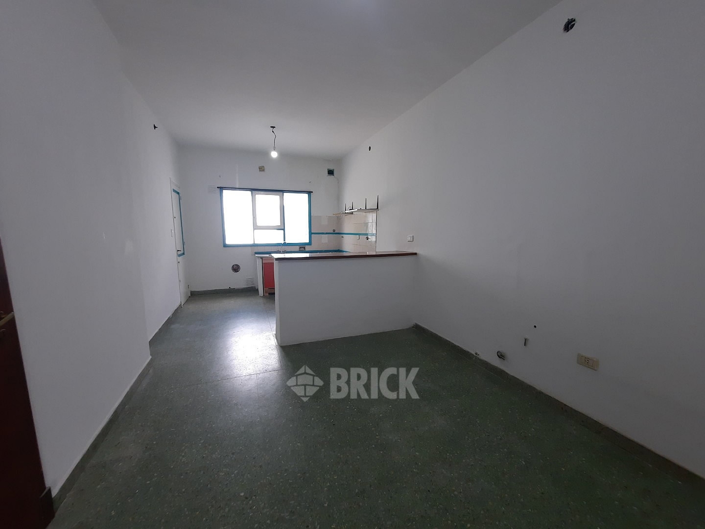 ZAPIOLA, AV. al 800 14