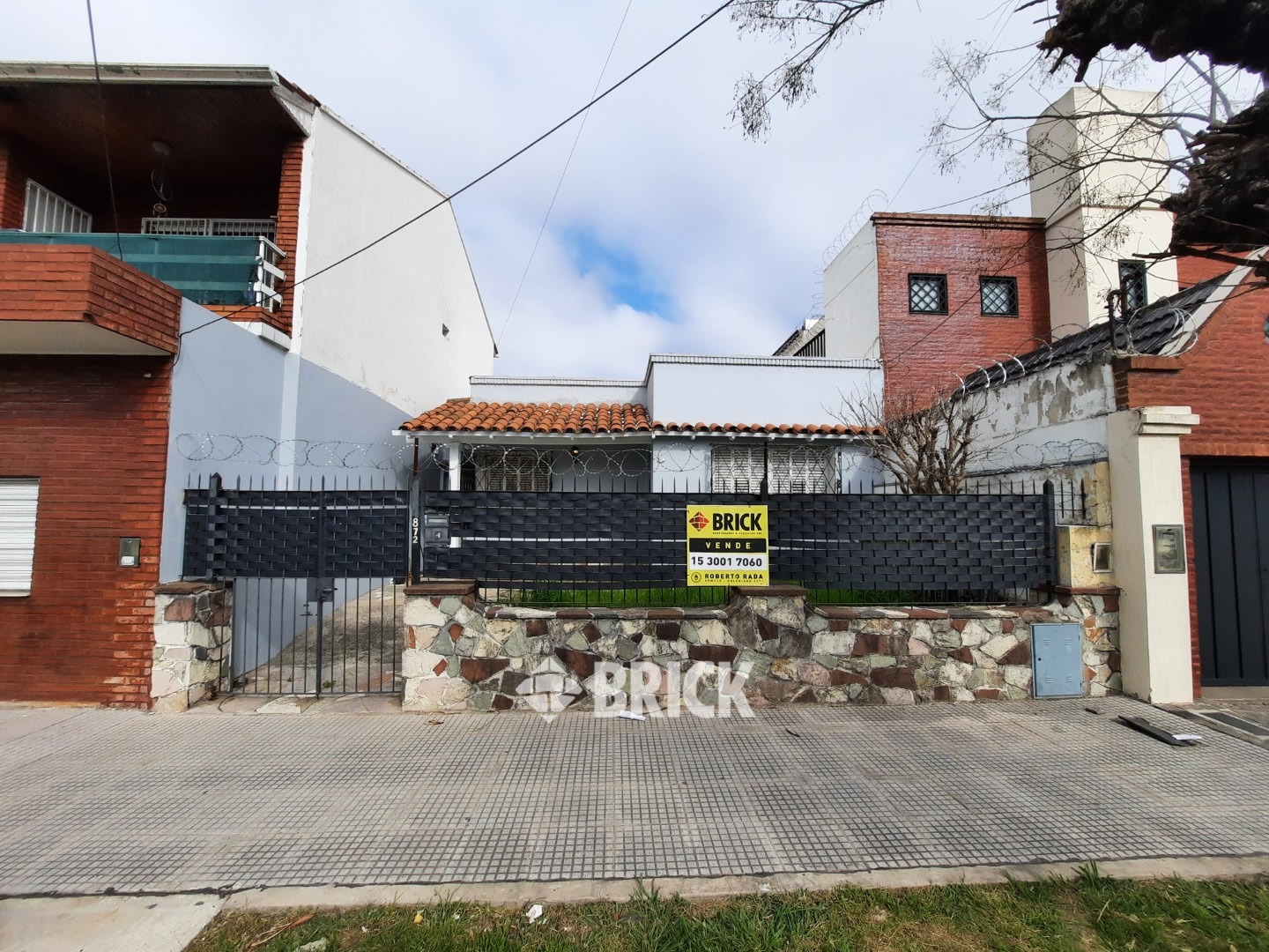 ZAPIOLA, AV. al 800 33