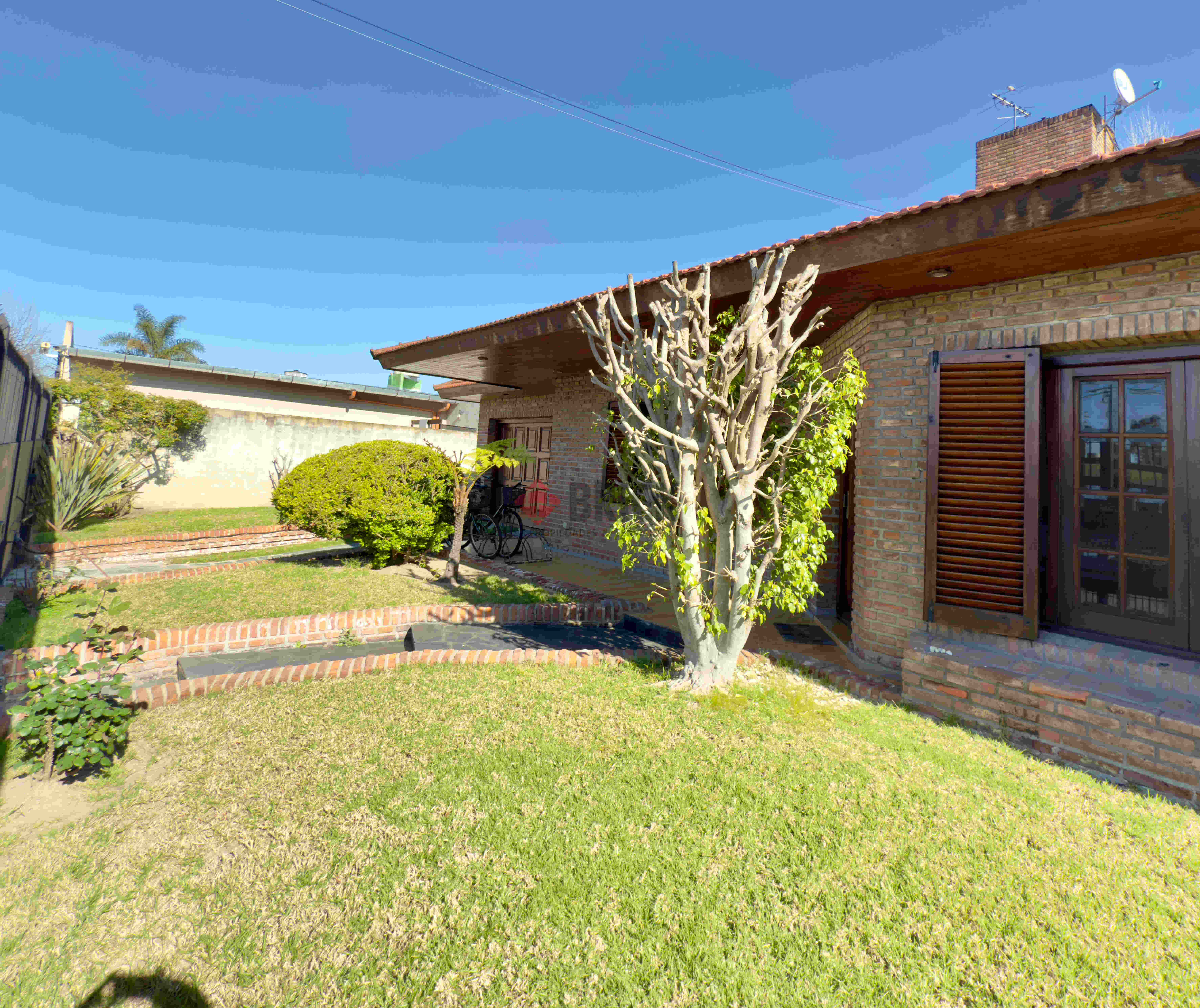 JOSE MARIA PAZ al 300 4