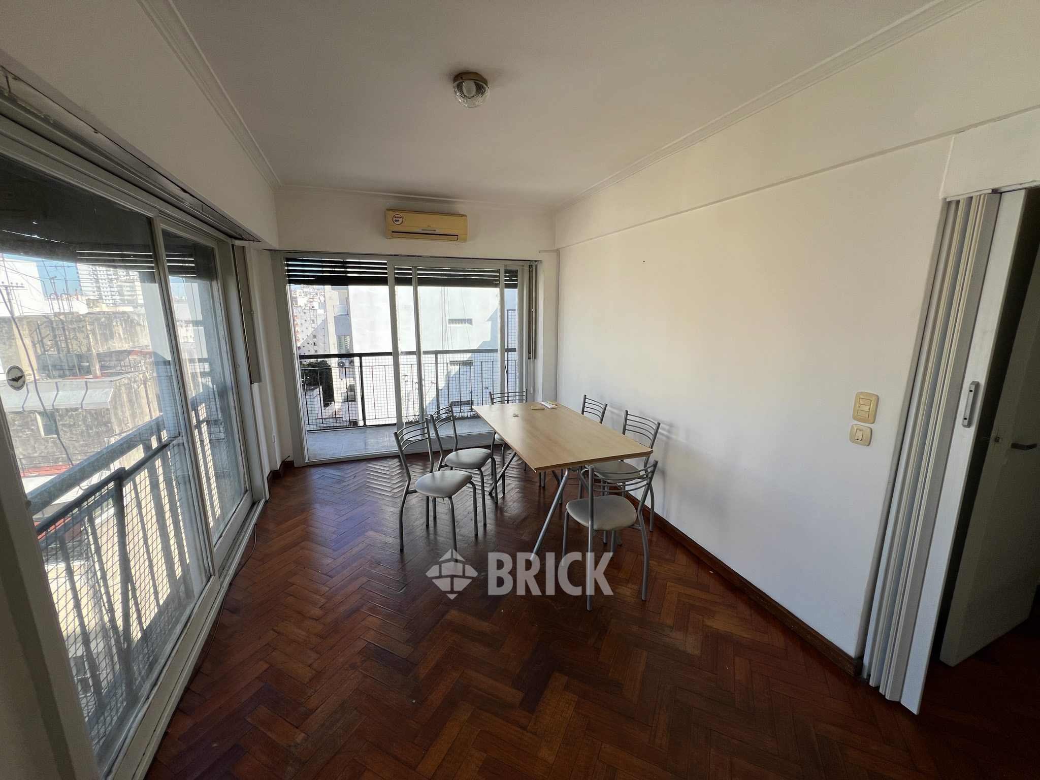 SANTA FE, AV. al 2500 Piso 12 3