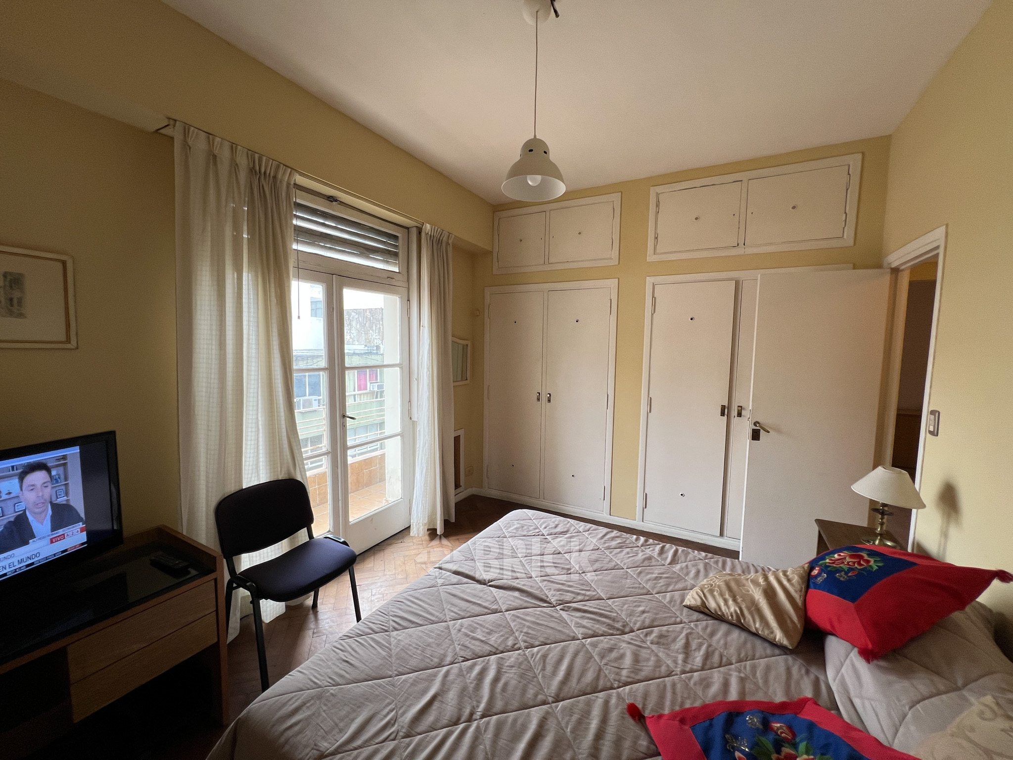 PARANA al 200 Piso 5 9