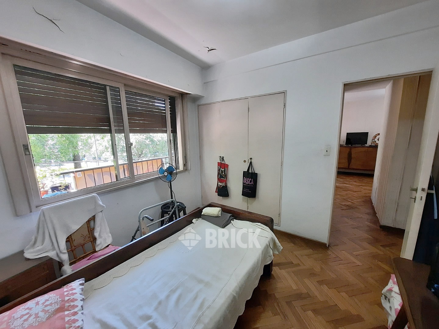 SALGUERO, JERONIMO al 1700 Piso 2 11