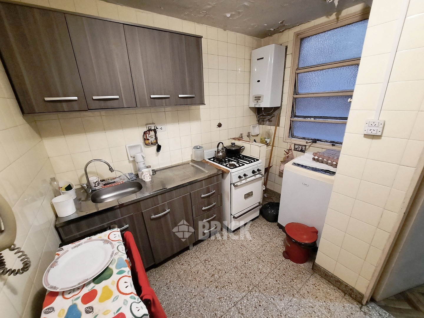 SALGUERO, JERONIMO al 1700 Piso 2 17