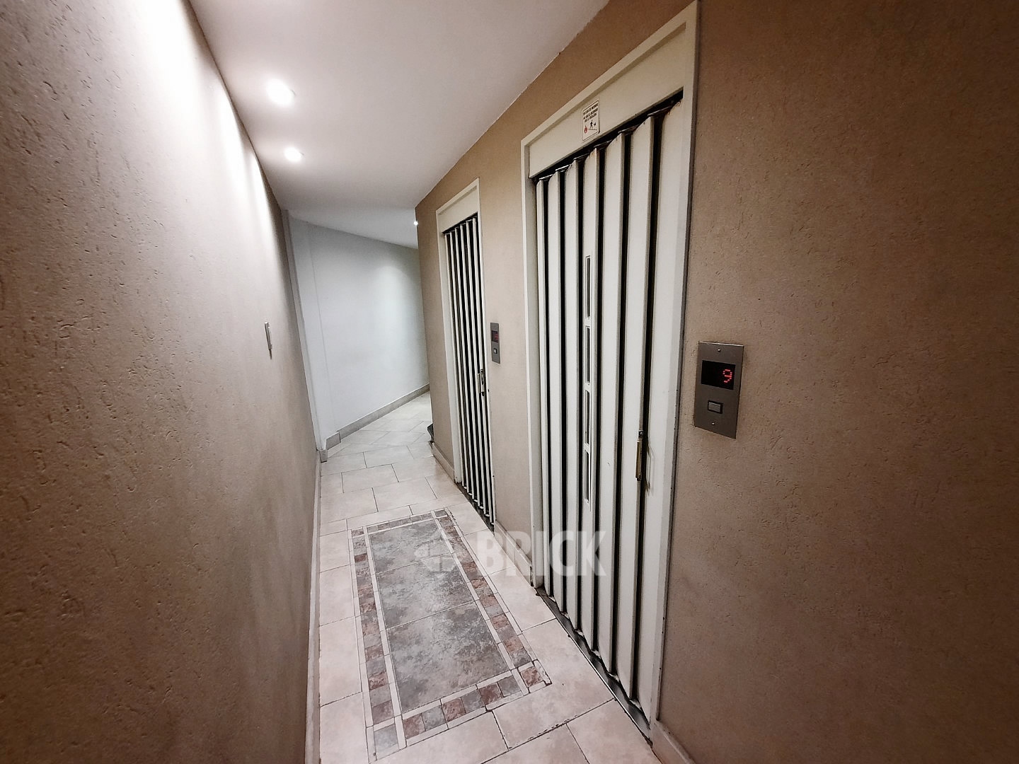 SALGUERO, JERONIMO al 1700 Piso 2 25