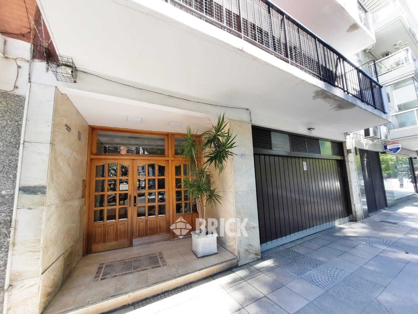 SALGUERO, JERONIMO al 1700 Piso 2 26