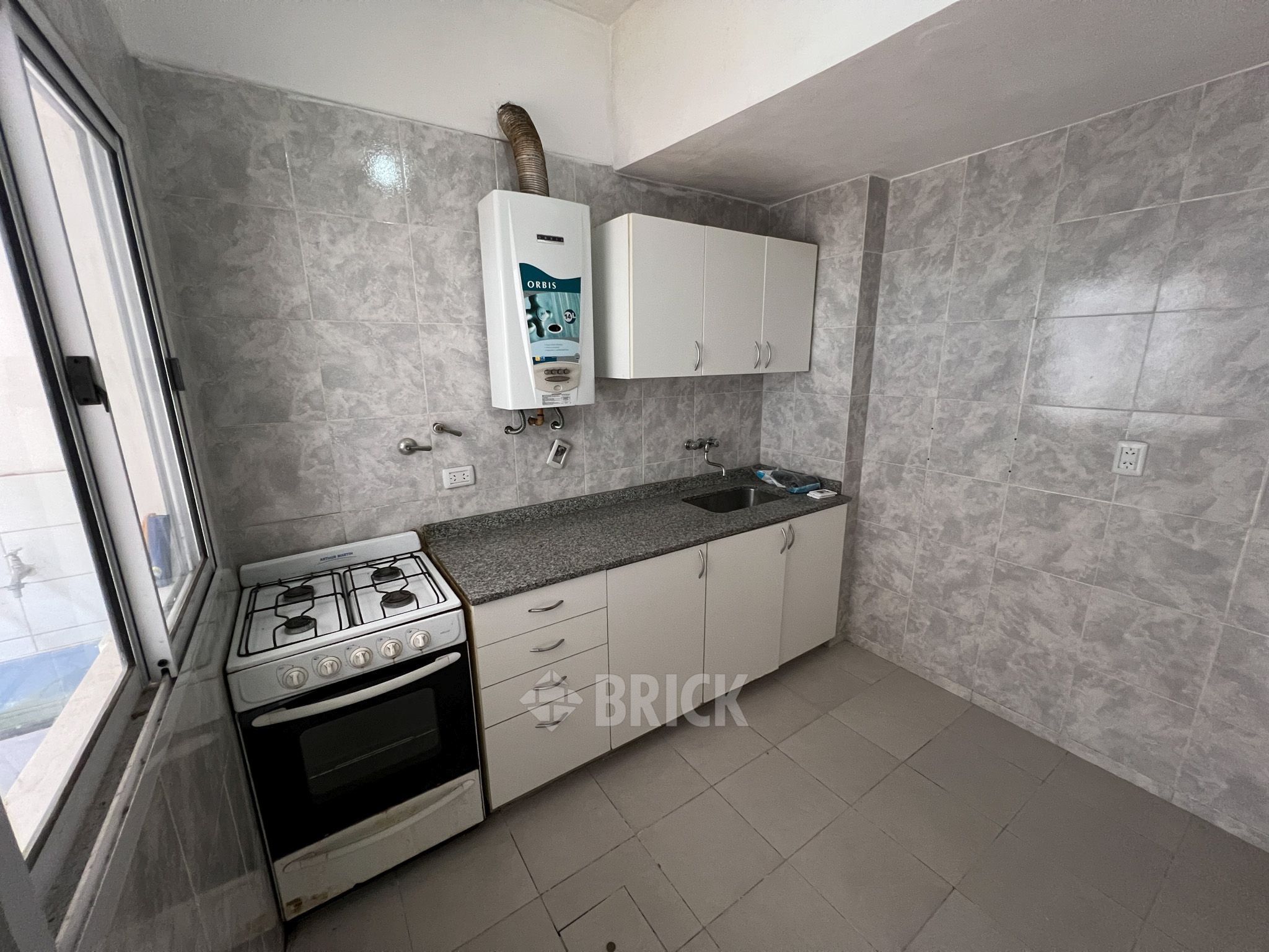 CHILE al 2500 Piso PB 30