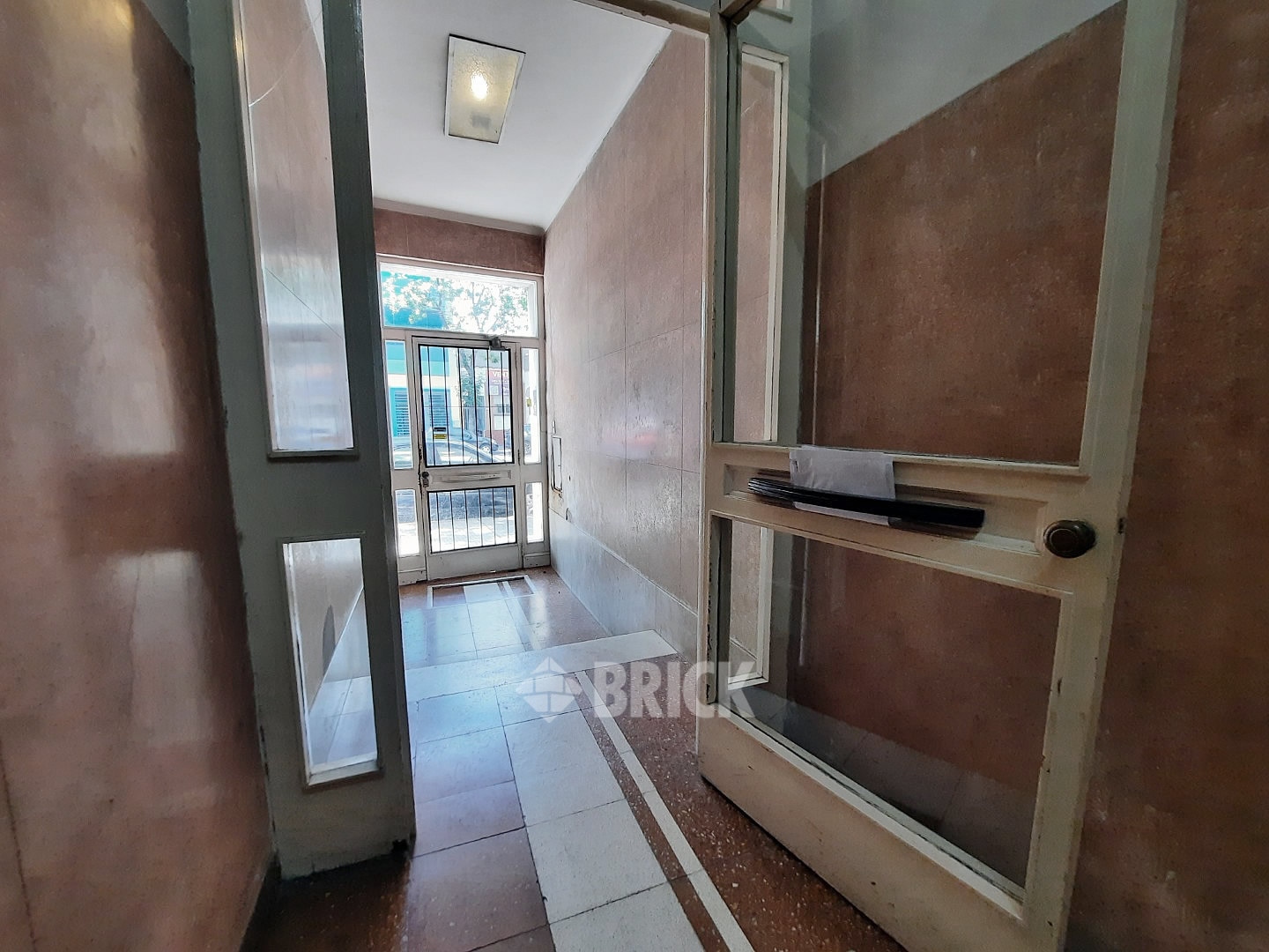 JUJUY, AV. al 2000 Piso PB 23