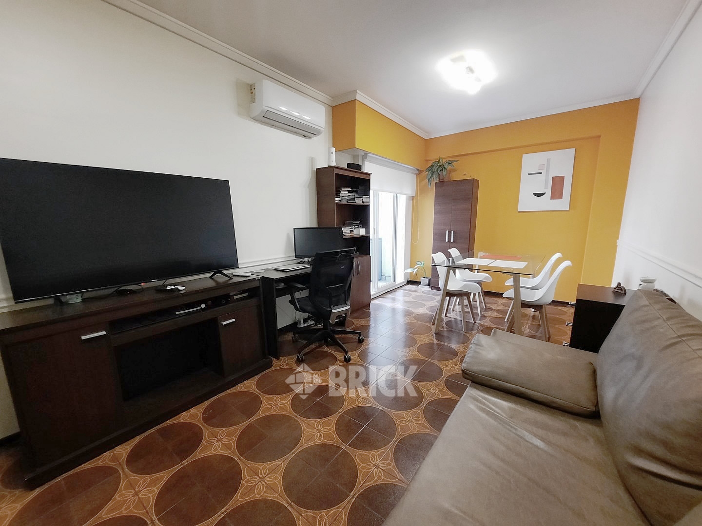 GUEMES al 4100 Piso 5 1