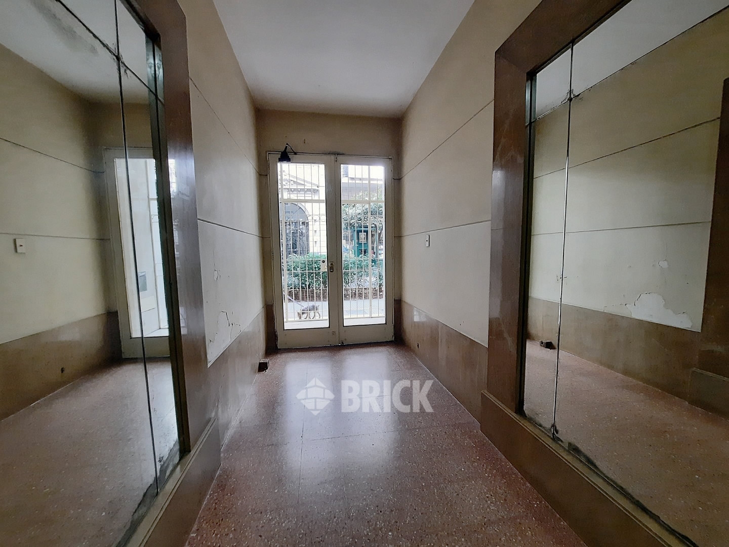 ESMERALDA al 800 Piso 2 20