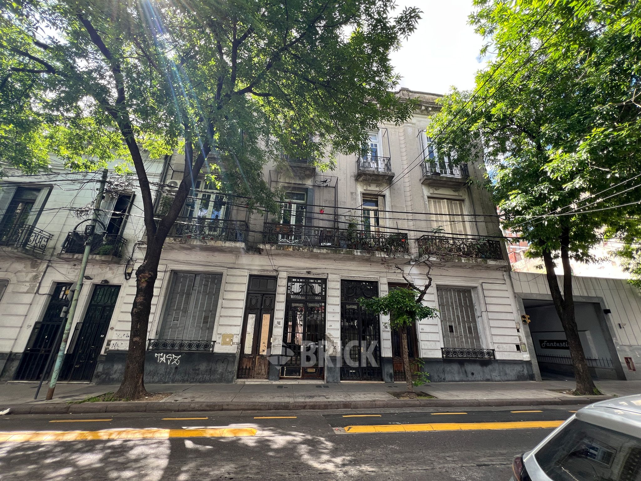 ALSINA, ADOLFO al 3000 Piso PB 29