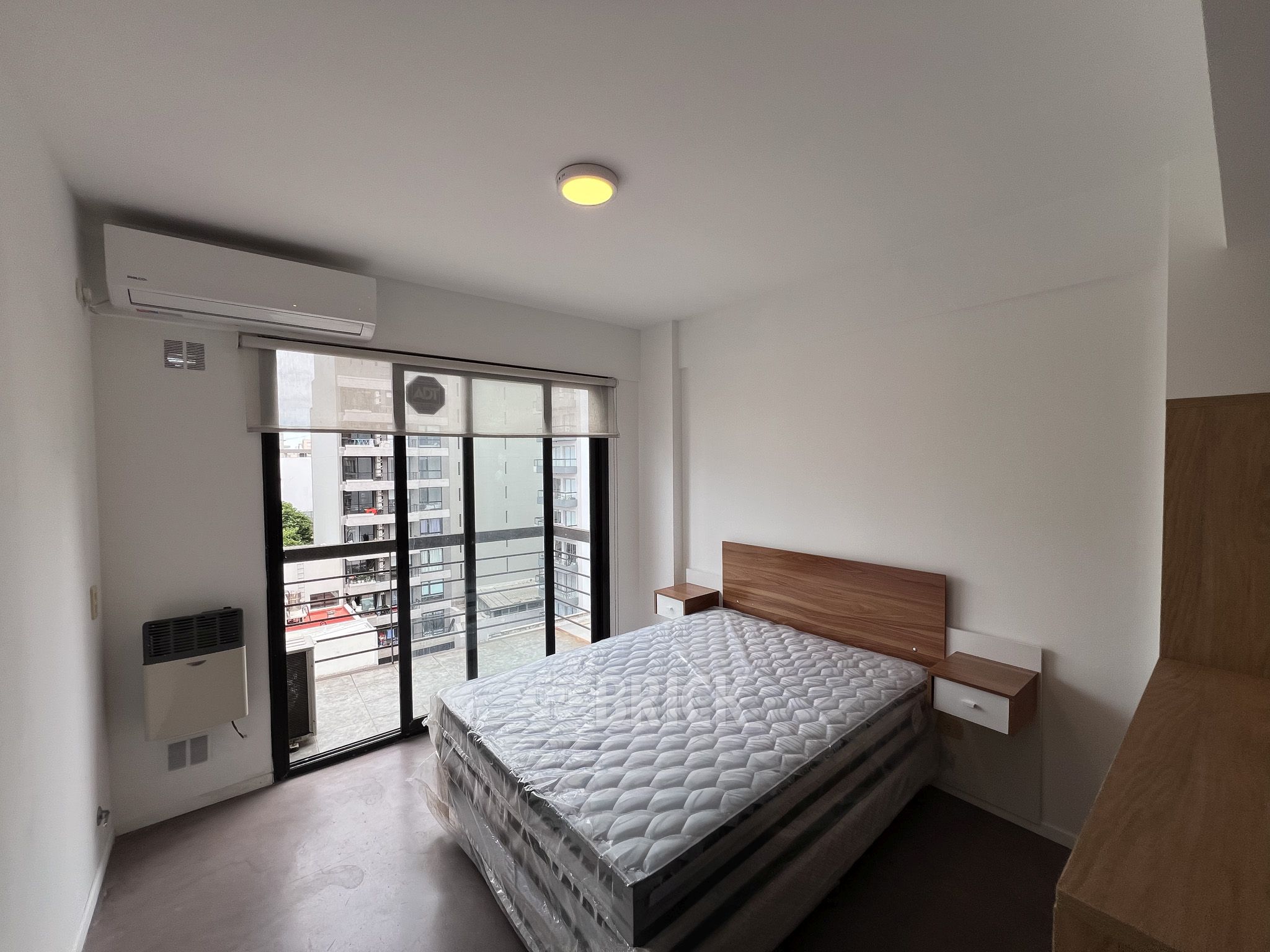 VERA al 1000 Piso 7 1