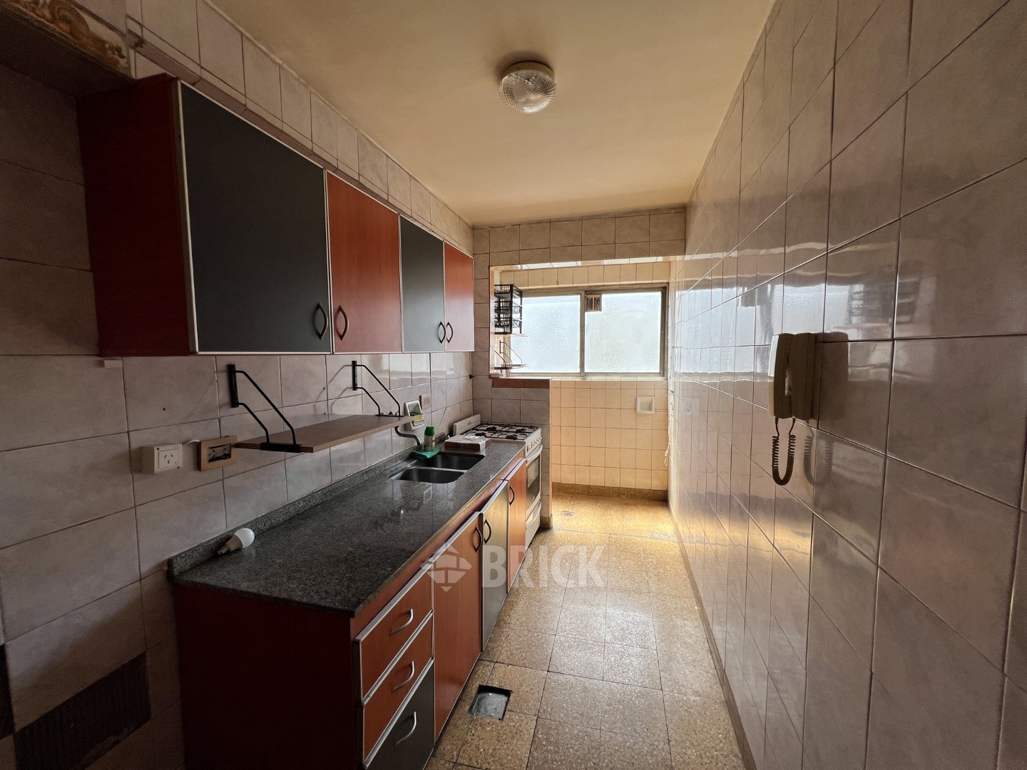 SARMIENTO al 2000 Piso 9 7