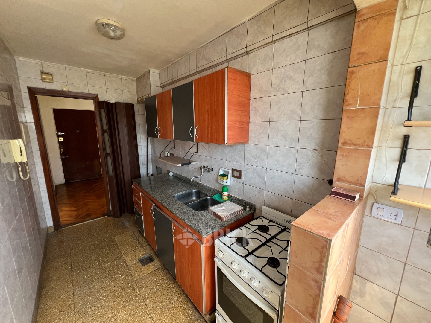 SARMIENTO al 2000 Piso 9 9