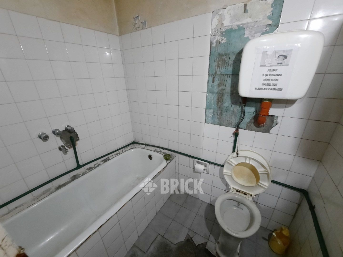 ALVAREZ THOMAS, AV. al 700 16