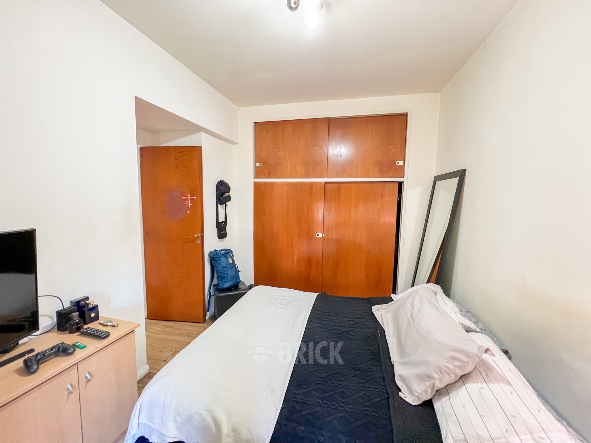 DOBLAS al 1700 Piso PB 20