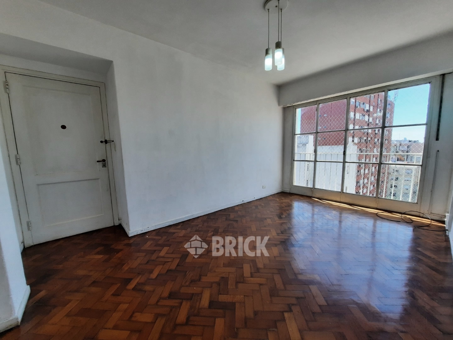 RIVADAVIA, AV. al 2100 Piso 10 1