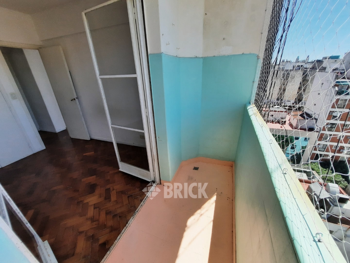 RIVADAVIA, AV. al 2100 Piso 10 12