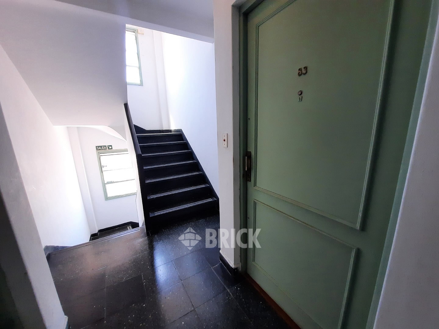 RIVADAVIA, AV. al 2100 Piso 10 25