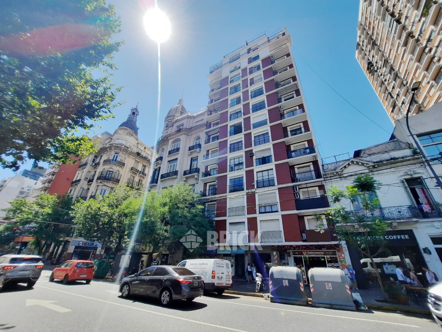 RIVADAVIA, AV. al 2100 Piso 10 31