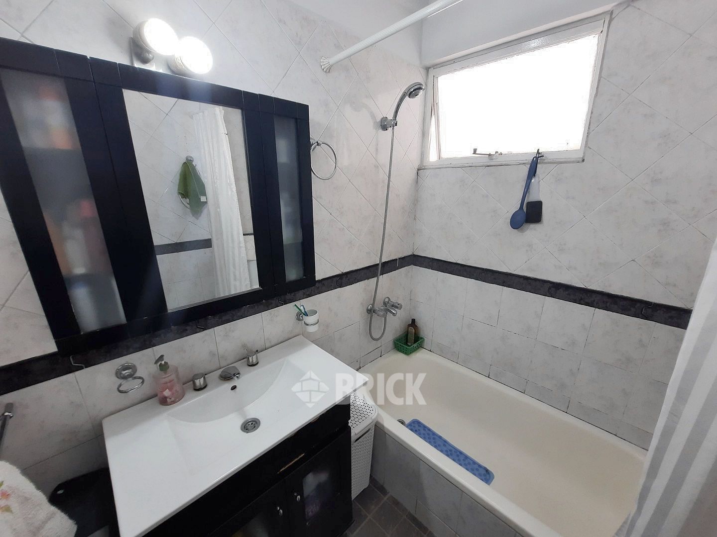 JUJUY, AV. al 500 Piso 6 19