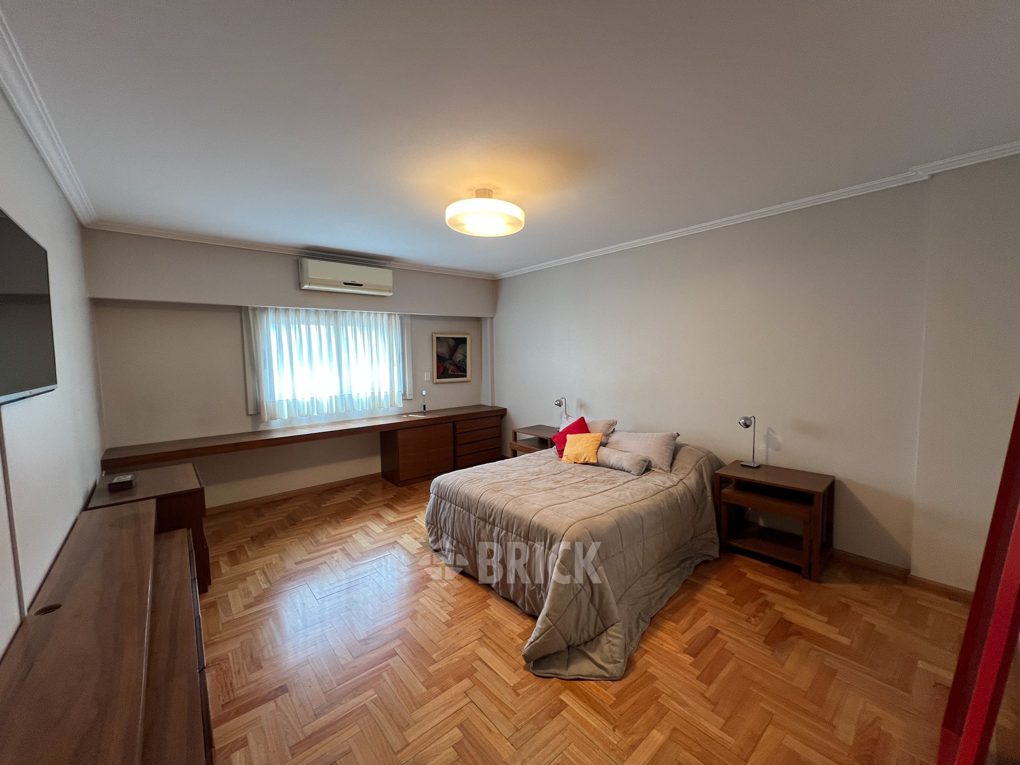 ALBERDI, JUAN B., AV. al 1000 Piso 6 34