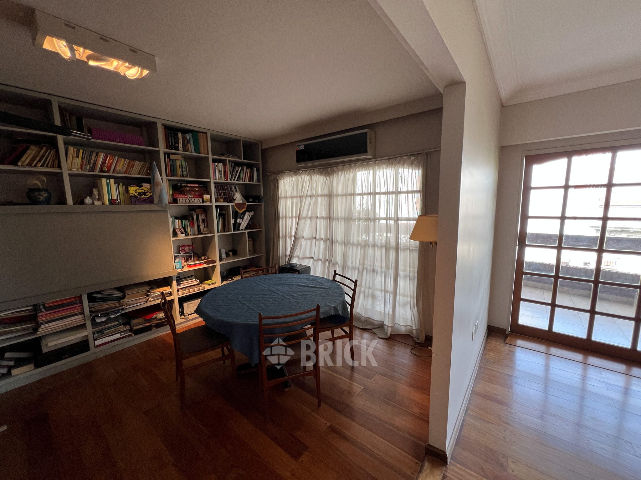 ALBERDI, JUAN B., AV. al 1000 Piso 6 6